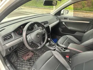 Landwind Volkswagen Lavida 2019 Set Sail 1.5L Automatic Fashion Edition Country VI interior photo 9 Landwind Volkswagen Lavida 2019 Set Sail 1.5L Automatic Fashion Edition Country VI interior photo 9