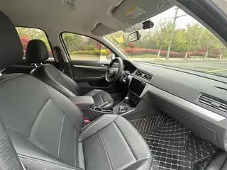 Landwind Volkswagen Lavida 2019 Set Sail 1.5L Automatic Fashion Edition Country VI interior photo 14 Landwind Volkswagen Lavida 2019 Set Sail 1.5L Automatic Fashion Edition Country VI interior photo 14