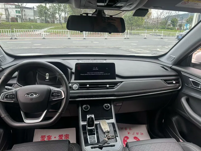 Chery Tiggo 8 2022 1.5TCI Edición de respeto automático 5 Asiento exterior foto 5 Chery Tiggo 8 2022 1.5TCI Edición de respeto automático 5 Asiento exterior foto 5