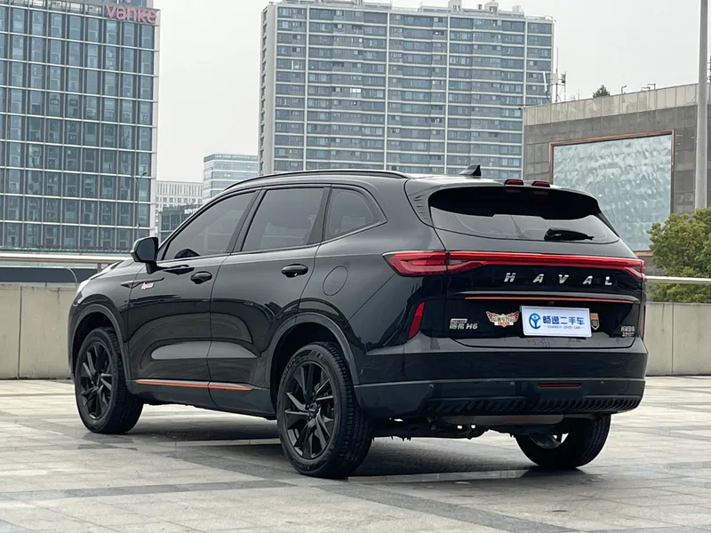 Haval H6 2021 Third generation 2.0T Automatic four-wheel drive Supreme version exterior photo 6 Haval H6 2021 Third generation 2.0T Automatic four-wheel drive Supreme version exterior photo 6