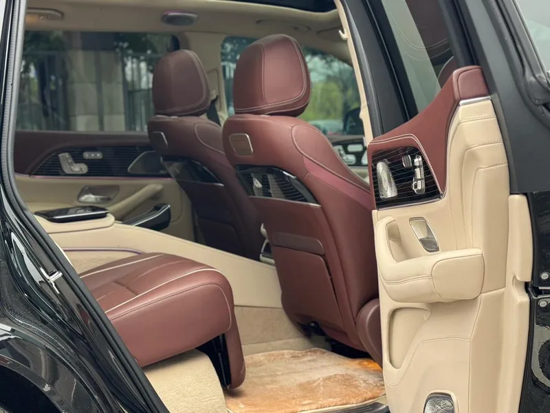 Mercedes-Benz GLS 2023 3.0T Automatique Quatre roues motrices 4 Siège Importations parallèles intérieur photo 17 Mercedes-Benz GLS 2023 3.0T Automatique Quatre roues motrices 4 Siège Importations parallèles intérieur photo 17