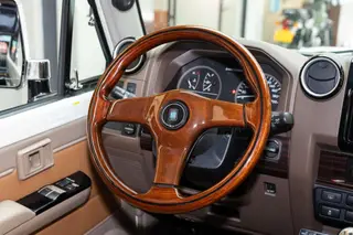 Toyota Land Cruiser 70 Series 2022 4.0L Manual Four-wheel drive 5 seat parallel import interior photo 12 Toyota Land Cruiser 70 Series 2022 4.0L Manual Four-wheel drive 5 seat parallel import interior photo 12