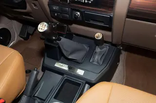 Toyota Land Cruiser 70 Series 2022 4.0L Manual Four-wheel drive 5 seat parallel import interior photo 16 Toyota Land Cruiser 70 Series 2022 4.0L Manual Four-wheel drive 5 seat parallel import interior photo 16
