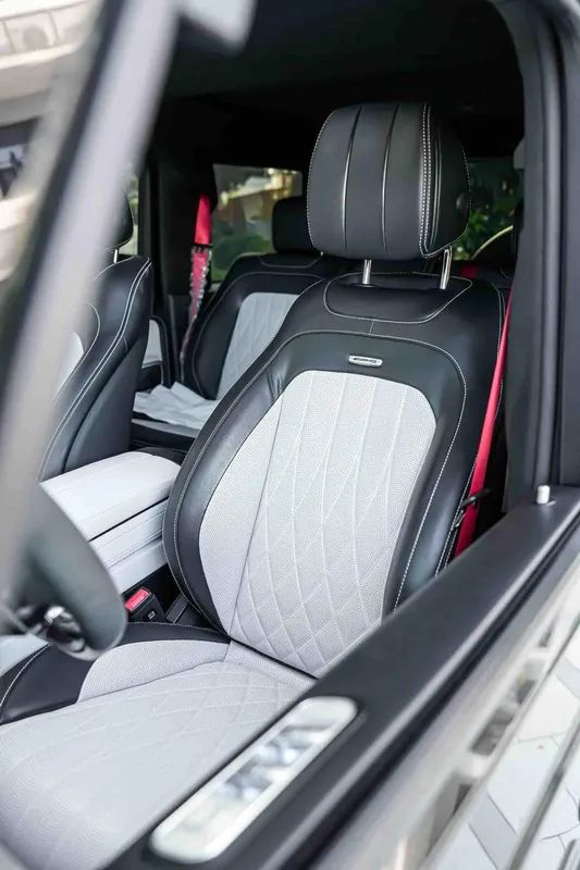 Mercedes-Benz Mercedes-AMG G-Class 2024 4.0T Automatique Quatre roues motrices 5 Siège Importations parallèles intérieur photo 7 Mercedes-Benz Mercedes-AMG G-Class 2024 4.0T Automatique Quatre roues motrices 5 Siège Importations parallèles intérieur photo 7