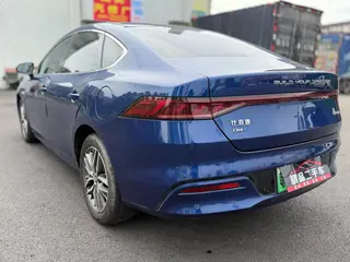 BYD Qin PLUS 2021 DM-i 55KM Flagship exterior photo 4
