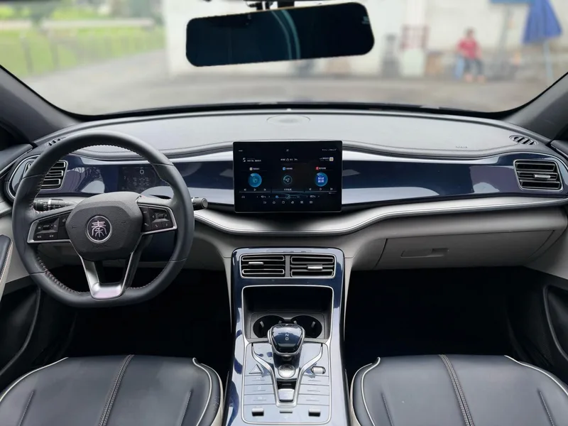 BYD Qin PLUS 2021 DM-i 55KM Flagship interior photo 15