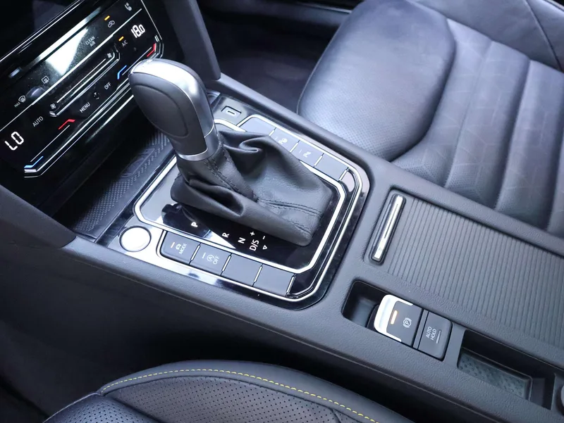 Volkswagen CC 2024 380TSI eye-catching version interior photo 13 Volkswagen CC 2024 380TSI eye-catching version interior photo 13