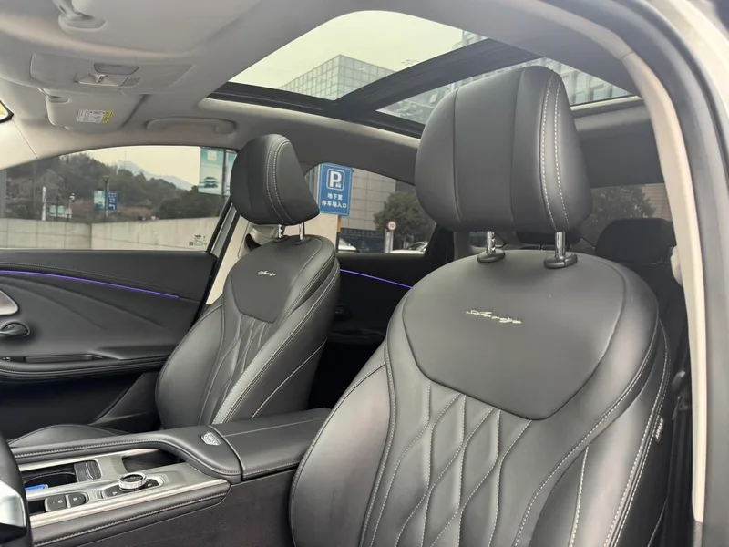 Chery Arrizo 8 2025 1.6TGDI DCT Shang interior photo 16 Chery Arrizo 8 2025 1.6TGDI DCT Shang interior photo 16