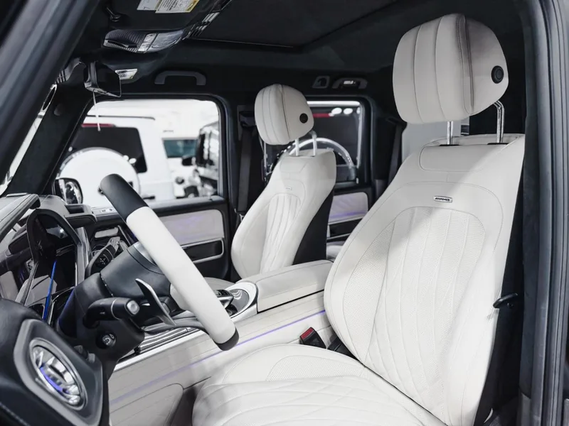 Mercedes-Benz Mercedes-AMG G-Class 2021 4.0L Автоматический Полный привод 5 Кресло Параллельный импорт интерьер фото 9 Mercedes-Benz Mercedes-AMG G-Class 2021 4.0L Автоматический Полный привод 5 Кресло Параллельный импорт интерьер фото 9