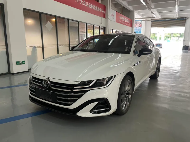 Volkswagen CC 2021 380TSI eye-catching version exterior photo 1 Volkswagen CC 2021 380TSI eye-catching version exterior photo 1