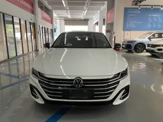 Volkswagen CC 2021 380TSI eye-catching version exterior photo 2 Volkswagen CC 2021 380TSI eye-catching version exterior photo 2