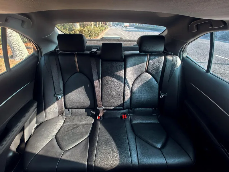 Toyota Camry 2022 2.0G Version de luxe extérieur photo 7 Toyota Camry 2022 2.0G Version de luxe extérieur photo 7