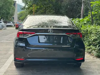 Toyota Corolla 2019 1.2T S-CVT GL-i Versión de élite exterior foto 3 Toyota Corolla 2019 1.2T S-CVT GL-i Versión de élite exterior foto 3