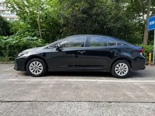 Toyota Corolla 2019 1.2T S-CVT GL-i Versión de élite exterior foto 5 Toyota Corolla 2019 1.2T S-CVT GL-i Versión de élite exterior foto 5
