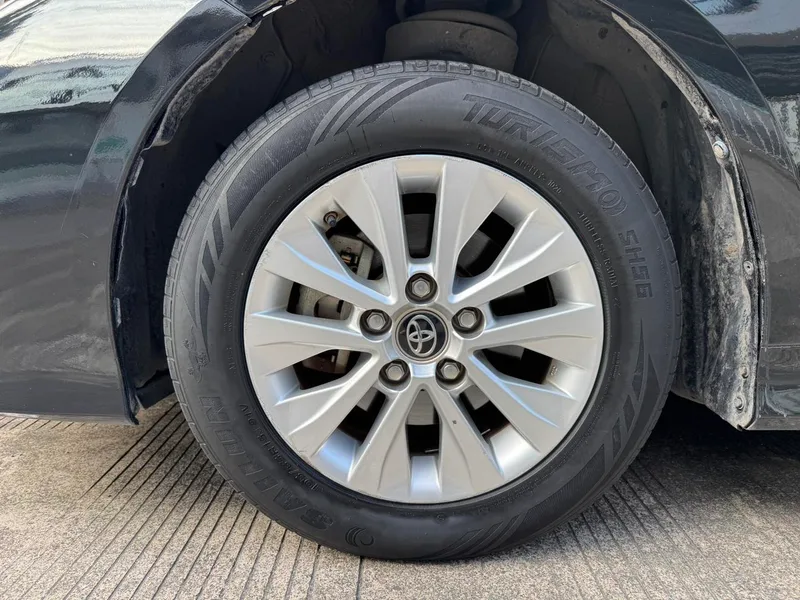 Toyota Corolla 2019 1.2T S-CVT GL-i Versión de élite exterior foto 6 Toyota Corolla 2019 1.2T S-CVT GL-i Versión de élite exterior foto 6