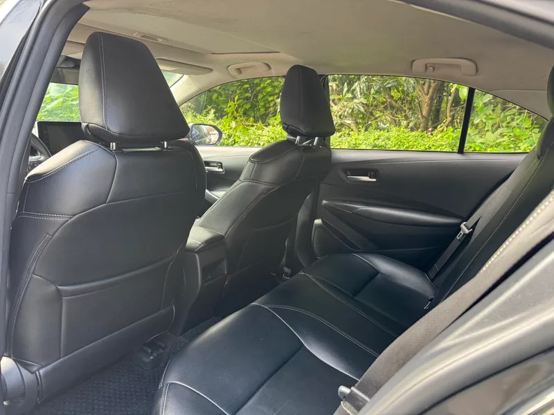 Toyota Corolla 2019 1.2T S-CVT GL-i Versión de élite interior foto 10 Toyota Corolla 2019 1.2T S-CVT GL-i Versión de élite interior foto 10