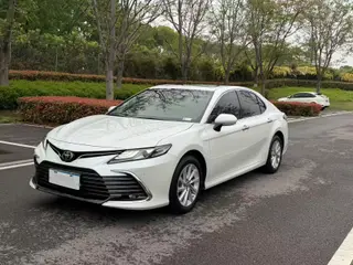 Toyota Camry 2022 2.0G Version de luxe
