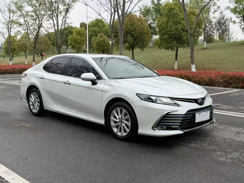 Toyota Camry 2022 2.0G Version de luxe extérieur photo 2 Toyota Camry 2022 2.0G Version de luxe extérieur photo 2