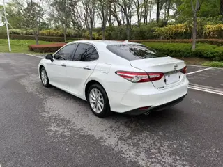 Toyota Camry 2022 2.0G Version de luxe intérieur photo 8 Toyota Camry 2022 2.0G Version de luxe intérieur photo 8