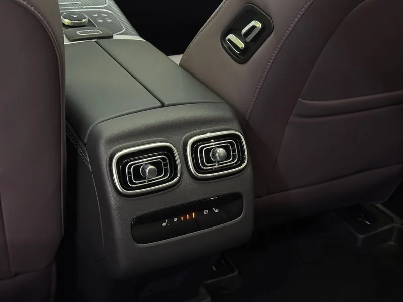 Chery Tiggo 9 2024 2.0T DCT Versión premium súper cómoda con tracción en dos ruedas interior foto 14 Chery Tiggo 9 2024 2.0T DCT Versión premium súper cómoda con tracción en dos ruedas interior foto 14