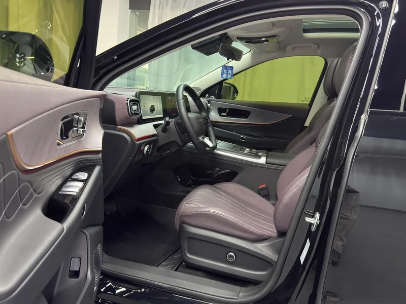 Chery Tiggo 9 2024 2.0T DCT Versión premium súper cómoda con tracción en dos ruedas interior foto 16 Chery Tiggo 9 2024 2.0T DCT Versión premium súper cómoda con tracción en dos ruedas interior foto 16