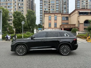 Geely Monjaro 2026 2.0TD Высокая работа автоматически с двумя приводами экстерьер фото 8 Geely Monjaro 2026 2.0TD Высокая работа автоматически с двумя приводами экстерьер фото 8