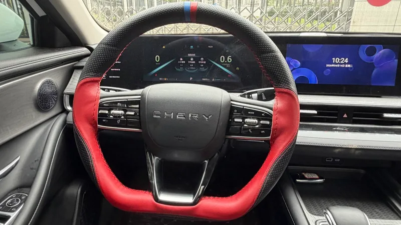 Chery Arrizo 8 2024 1.6TGDI DCT wisdom interior photo 11 Chery Arrizo 8 2024 1.6TGDI DCT wisdom interior photo 11