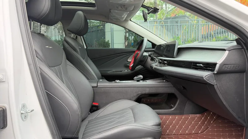 Chery Arrizo 8 2024 1.6TGDI DCT wisdom interior photo 14 Chery Arrizo 8 2024 1.6TGDI DCT wisdom interior photo 14