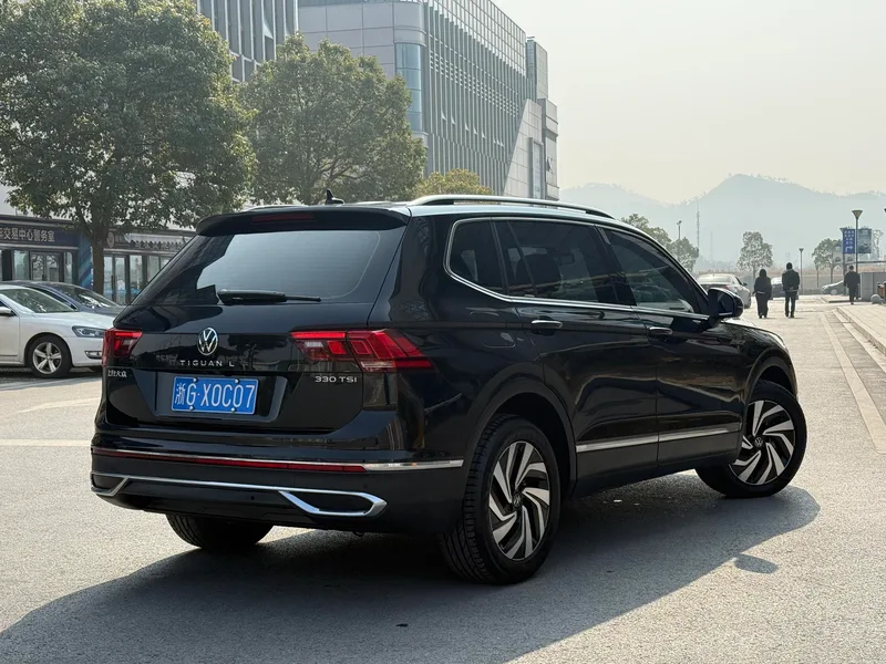 Volkswagen Tiguan L 2023 330TSI Versión de disfrute inteligente con tracción en dos ruedas exterior foto 5 Volkswagen Tiguan L 2023 330TSI Versión de disfrute inteligente con tracción en dos ruedas exterior foto 5
