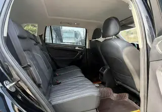 Volkswagen Tiguan L 2023 330TSI Versión de disfrute inteligente con tracción en dos ruedas interior foto 10 Volkswagen Tiguan L 2023 330TSI Versión de disfrute inteligente con tracción en dos ruedas interior foto 10