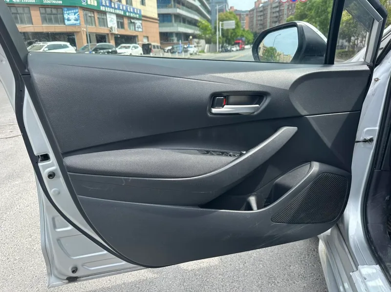 Toyota Levin 2019 185T Роскошная версия Страна VI интерьер фото 14 Toyota Levin 2019 185T Роскошная версия Страна VI интерьер фото 14