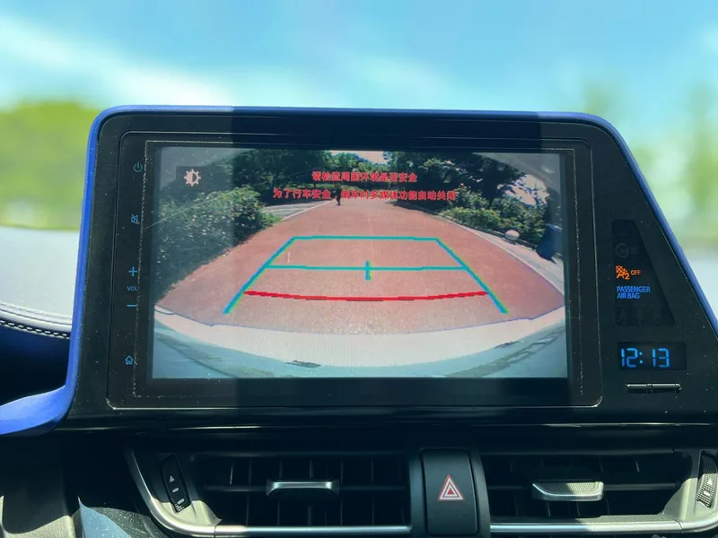 Toyota C-HR 2018 2.0L Cool Leader Edition État VI intérieur photo 14