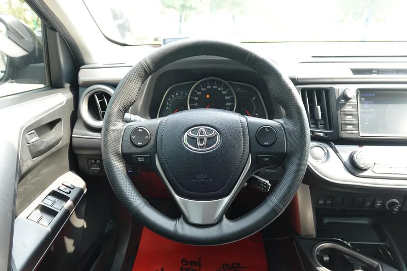Toyota RAV4 2019 2.0L CVT Two-Drive Fashion Edition Country VI interior photo 12 Toyota RAV4 2019 2.0L CVT Two-Drive Fashion Edition Country VI interior photo 12