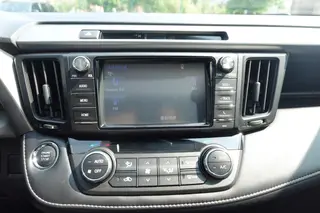 Toyota RAV4 2019 2.0L CVT Two-Drive Fashion Edition Country VI interior photo 16 Toyota RAV4 2019 2.0L CVT Two-Drive Fashion Edition Country VI interior photo 16