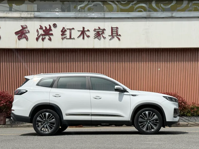 Chery Tiggo 8 PLUS 2022 Kunpeng Edition 390TGDI DCT Haoxiang Edition interior photo 11 Chery Tiggo 8 PLUS 2022 Kunpeng Edition 390TGDI DCT Haoxiang Edition interior photo 11