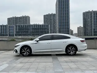 Volkswagen CC 2021 330TSI Version éblouissante extérieur photo 7 Volkswagen CC 2021 330TSI Version éblouissante extérieur photo 7