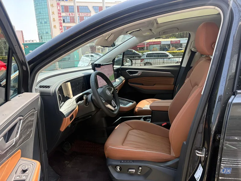 Volkswagen Talagon 2026 450TSI 4WD Extreme Edition 6 seat interior photo 7 Volkswagen Talagon 2026 450TSI 4WD Extreme Edition 6 seat interior photo 7
