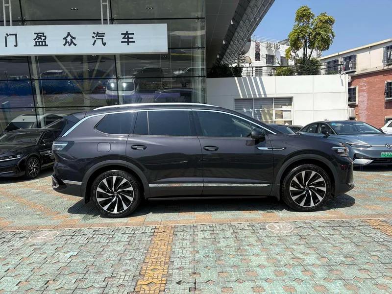 Volkswagen Talagon 2026 450TSI 4WD Extreme Edition 6 seat interior photo 10 Volkswagen Talagon 2026 450TSI 4WD Extreme Edition 6 seat interior photo 10