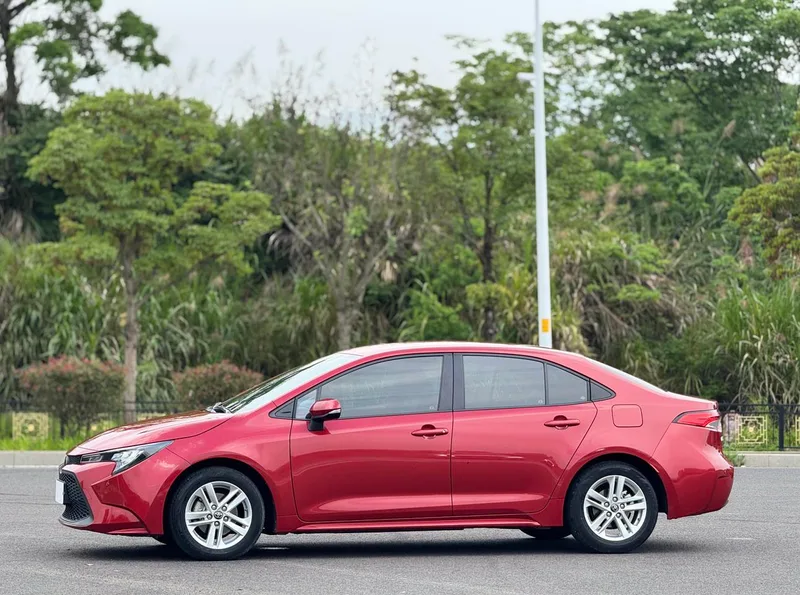 Toyota Levin 2021 TNGA 1.5L Лидерская версия интерьер фото 16 Toyota Levin 2021 TNGA 1.5L Лидерская версия интерьер фото 16