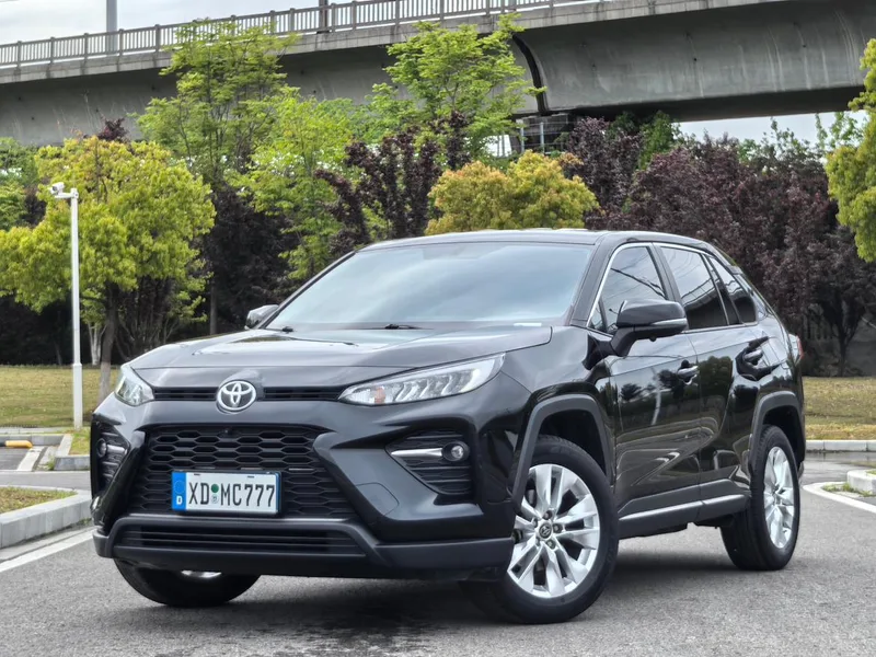 Toyota Wildlander 2022 Reforma 2.0L Versión líder con tracción en dos ruedas exterior foto 1 Toyota Wildlander 2022 Reforma 2.0L Versión líder con tracción en dos ruedas exterior foto 1
