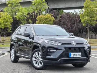 Toyota Wildlander 2022 Reforma 2.0L Versión líder con tracción en dos ruedas exterior foto 3 Toyota Wildlander 2022 Reforma 2.0L Versión líder con tracción en dos ruedas exterior foto 3