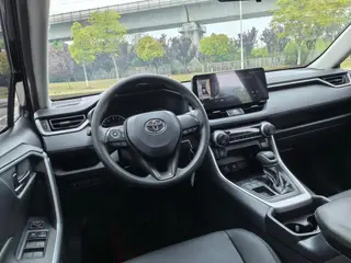 Toyota Wildlander 2022 Reforma 2.0L Versión líder con tracción en dos ruedas interior foto 13 Toyota Wildlander 2022 Reforma 2.0L Versión líder con tracción en dos ruedas interior foto 13