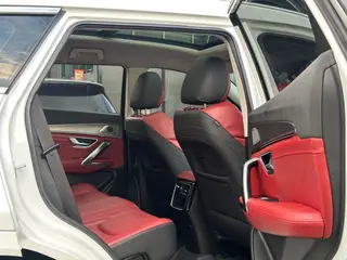 Jetour X70 PLUS 2022 1.6T DCT Tierra Pro 5 Asiento interior foto 14 Jetour X70 PLUS 2022 1.6T DCT Tierra Pro 5 Asiento interior foto 14