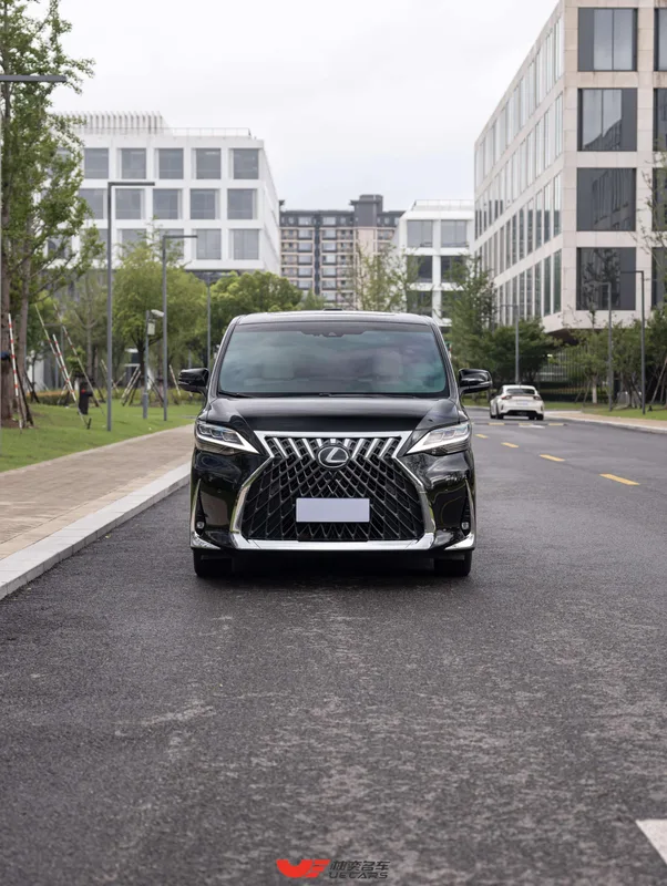 Lexus LM 2020 300h E-Four Seven Elegant Edition exterior photo 2 Lexus LM 2020 300h E-Four Seven Elegant Edition exterior photo 2