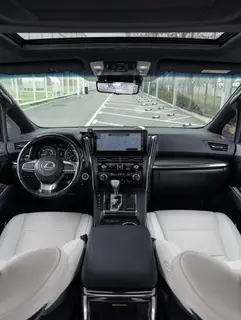 Lexus LM 2020 300h E-Four Seven Elegant Edition exterior photo 10 Lexus LM 2020 300h E-Four Seven Elegant Edition exterior photo 10