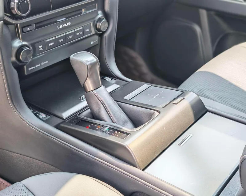 Lexus GX 2022 4.6L Automatic Four-wheel drive 7 seat parallel import exterior photo 5 Lexus GX 2022 4.6L Automatic Four-wheel drive 7 seat parallel import exterior photo 5