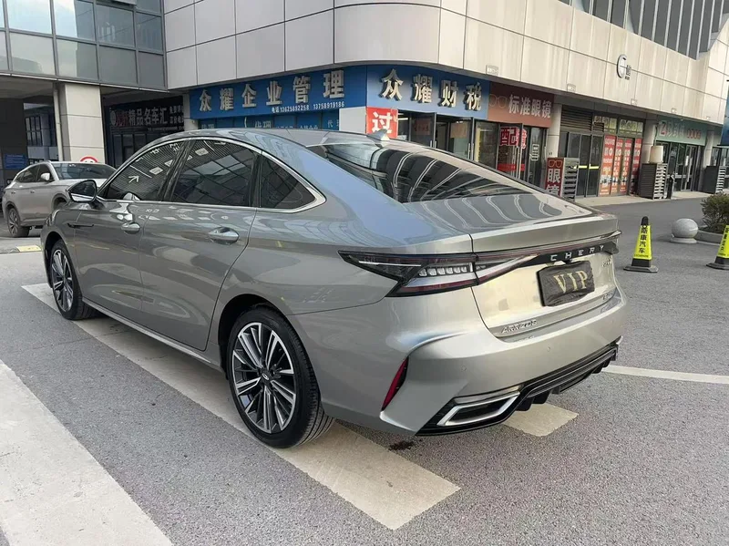 Chery Arrizo 8 2022 1.6TGDI DCT elegance interior photo 7 Chery Arrizo 8 2022 1.6TGDI DCT elegance interior photo 7