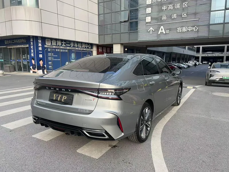 Chery Arrizo 8 2022 1.6TGDI DCT elegance interior photo 8 Chery Arrizo 8 2022 1.6TGDI DCT elegance interior photo 8