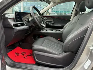 Chery Arrizo 8 2024 1.6TGDI DCT Sagesse intérieur photo 6 Chery Arrizo 8 2024 1.6TGDI DCT Sagesse intérieur photo 6