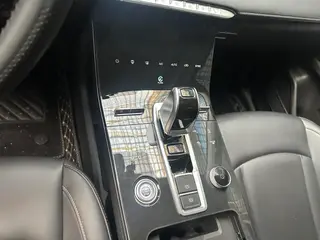 Chery Tiggo 8 PLUS 2021 290TGDI DCT Pride Edition interior photo 11 Chery Tiggo 8 PLUS 2021 290TGDI DCT Pride Edition interior photo 11